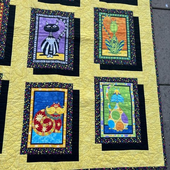 NANAIMO QUILTERS GUILD Handmade Baby Quilt With Cat Pattern 48 x 42” - Picture 5 of 9